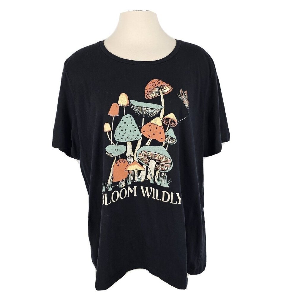 Organic Generation Bloom Wildly Mushroom Womens T Shirt Size 3X Black Fungi Boho
